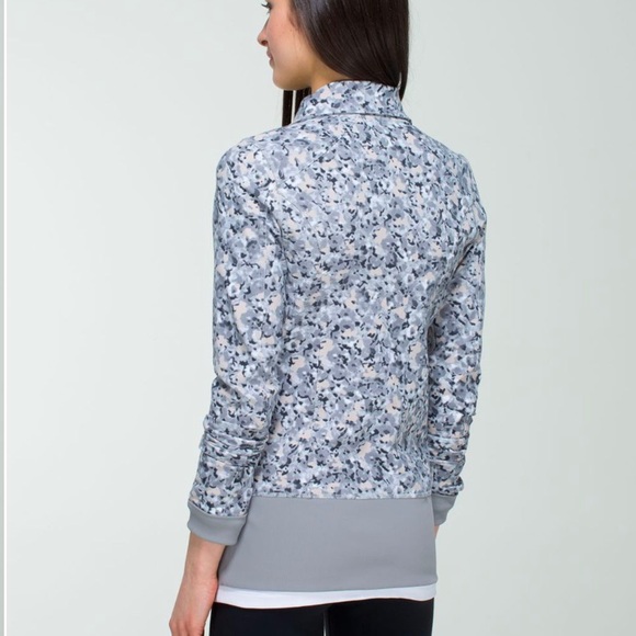 lululemon Nice Asana Jacket Fleur Silver Spoon Grey Sz 4 - Picture 2 of 15